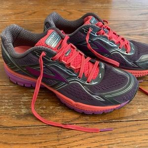 Brooks Ghost 8th Edition
